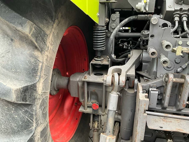 Claas - 2006 - ares 696 rz - vierwielaangedreven landbouwtractor - afbeelding 13 van  47