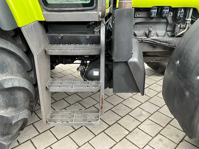 Claas - 2006 - ares 696 rz - vierwielaangedreven landbouwtractor - afbeelding 21 van  47