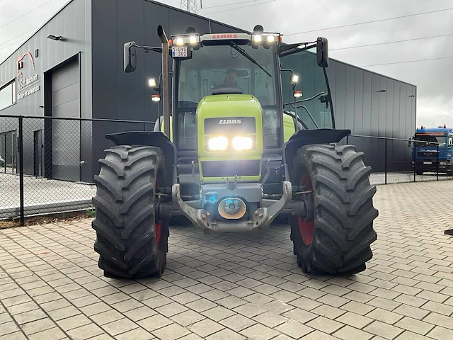Claas - 2006 - ares 696 rz - vierwielaangedreven landbouwtractor - afbeelding 5 van  47