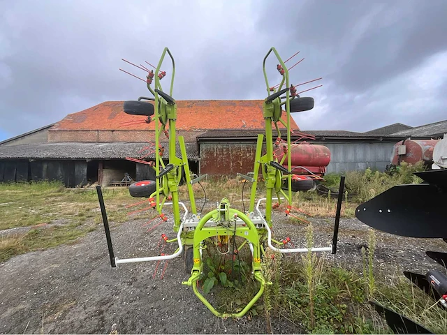 Claas - 2023 - volto 700 - effaneuse - afbeelding 1 van  9