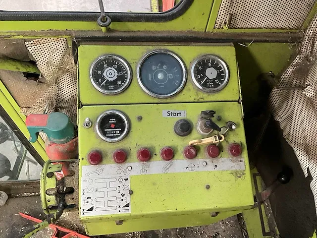 Claas dominator 85 compleet met maaibalk - afbeelding 11 van  34