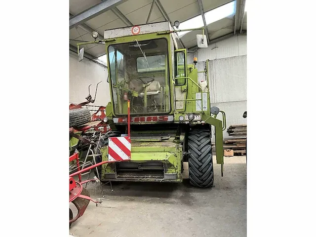Claas dominator 85 compleet met maaibalk - afbeelding 1 van  34