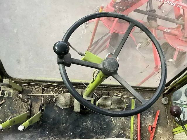 Claas dominator 85 compleet met maaibalk - afbeelding 13 van  34