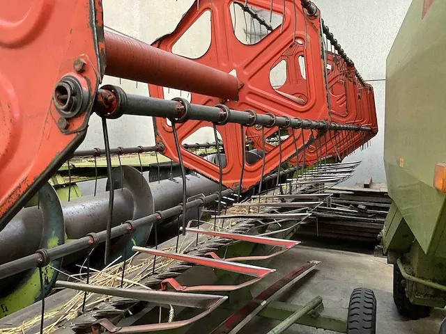 Claas dominator 85 compleet met maaibalk - afbeelding 22 van  34