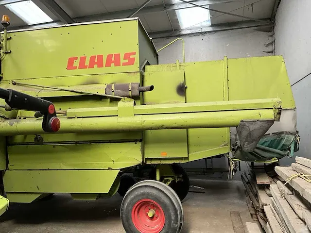 Claas dominator 85 compleet met maaibalk - afbeelding 32 van  34