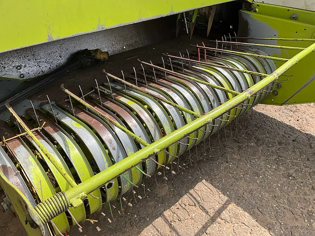 Claas markant 65 balenpers - afbeelding 2 van  22