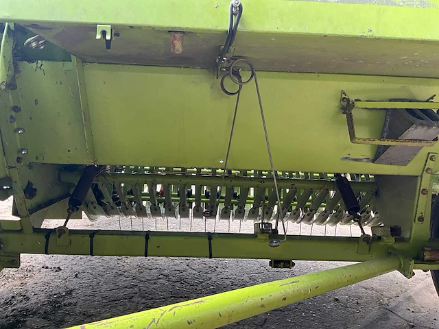 Claas markant 65 balenpers - afbeelding 7 van  22
