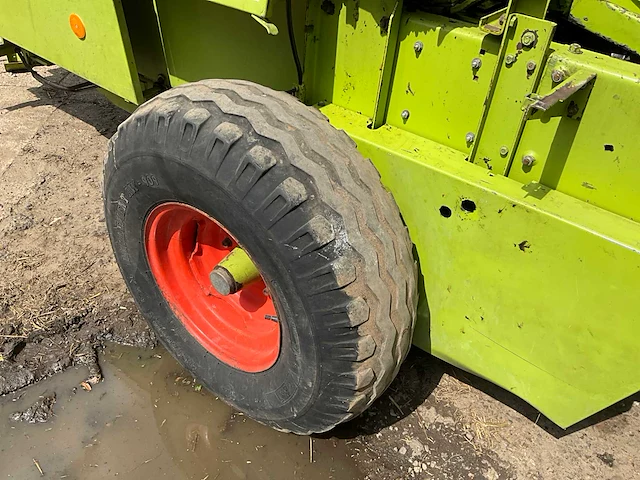 Claas markant 65 balenpers - afbeelding 9 van  22