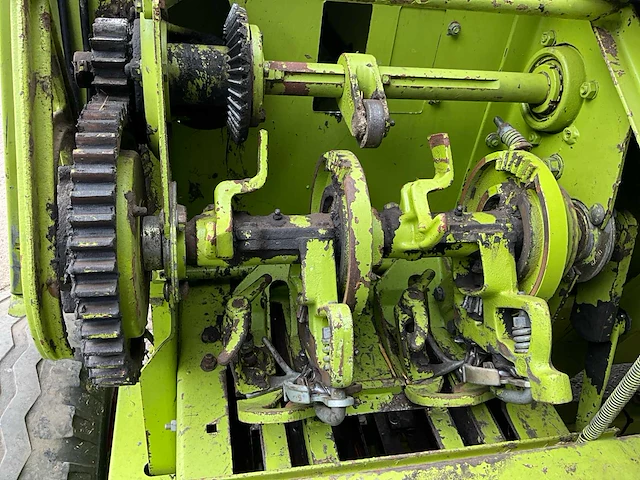 Claas markant 65 balenpers - afbeelding 10 van  22