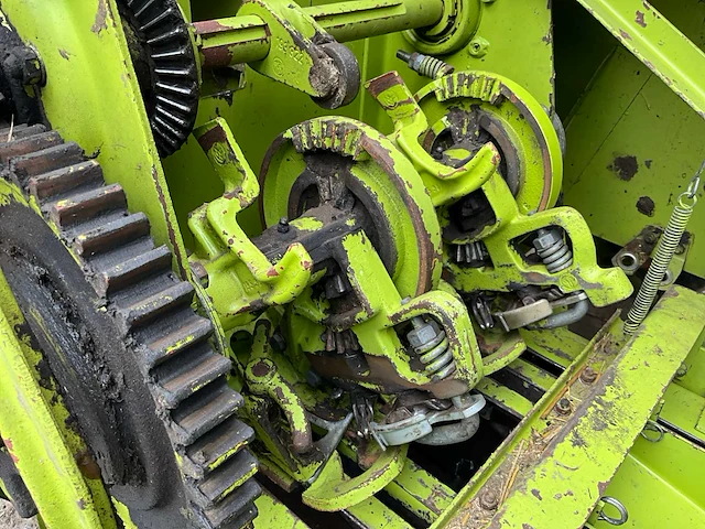 Claas markant 65 balenpers - afbeelding 11 van  22