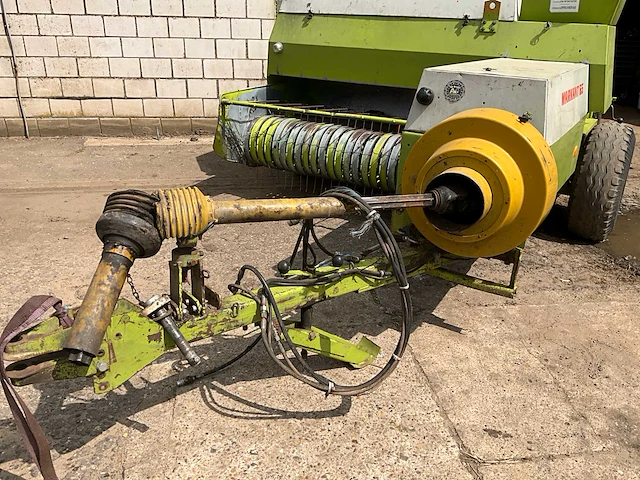 Claas markant 65 balenpers - afbeelding 17 van  22