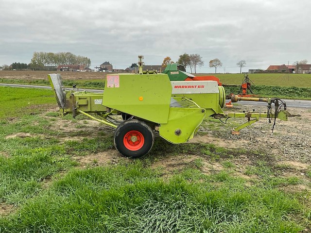 Claas markant 65 balenpers - afbeelding 13 van  16