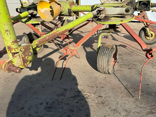 Claas w540s hooikeerder - afbeelding 11 van  12