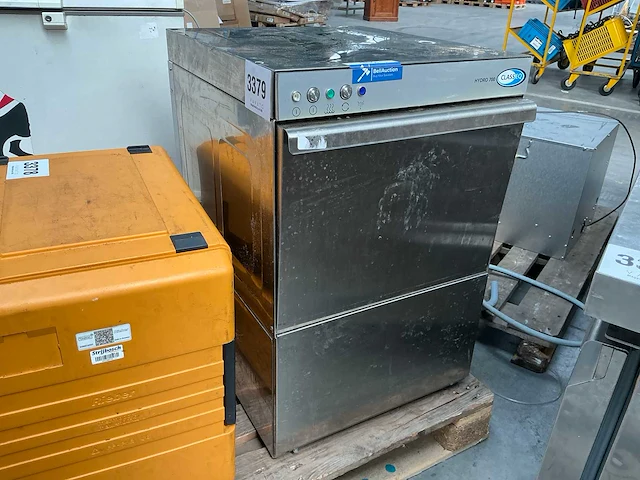 Classeq hydro 700 korvenvaatwasmachine - afbeelding 1 van  6