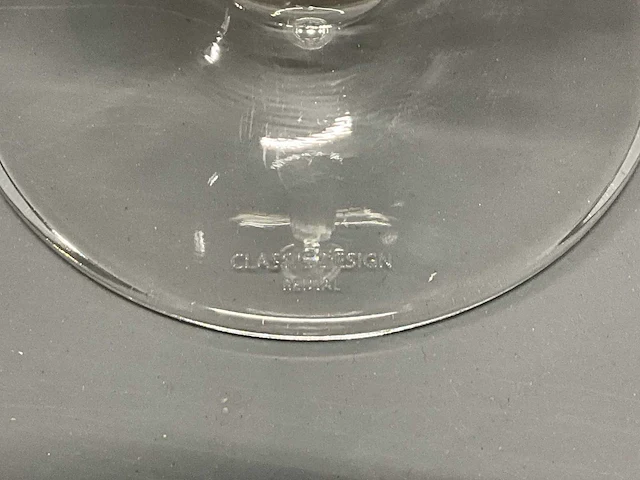 Classic design - rental - glasses (360x) - afbeelding 2 van  2