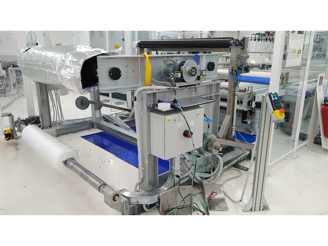 Cleanroom pvb cutting cel - afbeelding 10 van  15