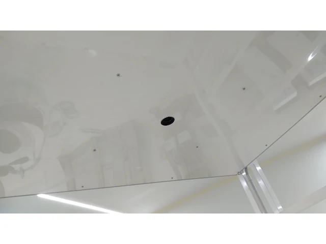 Cleanroom pvb cutting cel - afbeelding 14 van  29