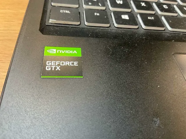 Clevo pb51rc laptop - afbeelding 6 van  10