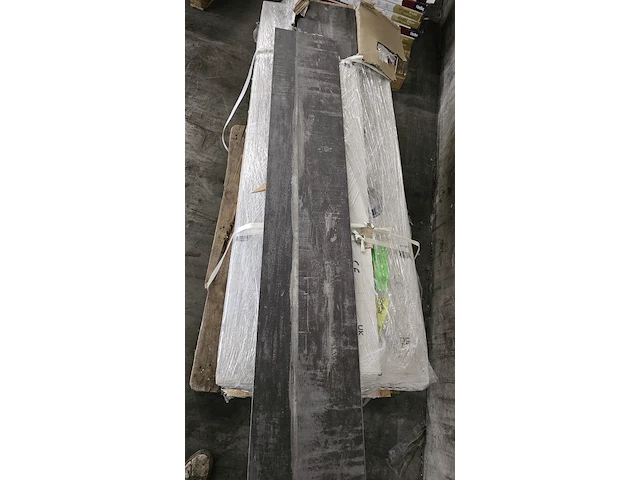 Click vinyl 38m² - afbeelding 1 van  3