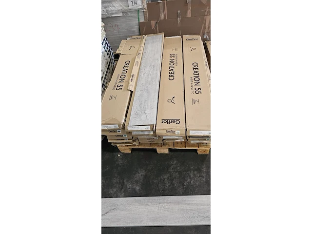 Click vinyl geïntegreerde ondervloer 38 m² - afbeelding 5 van  5