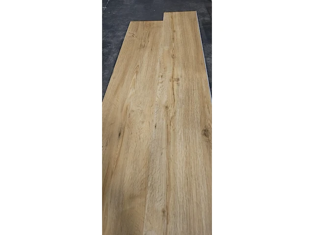 Click vinyl geïntegreerde ondervloer 43m² - afbeelding 3 van  6