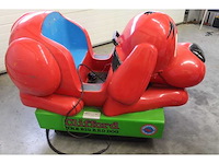 Clifford de hond - kiddy ride - afbeelding 4 van  4