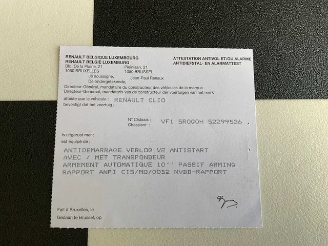 Clio - afbeelding 19 van  27