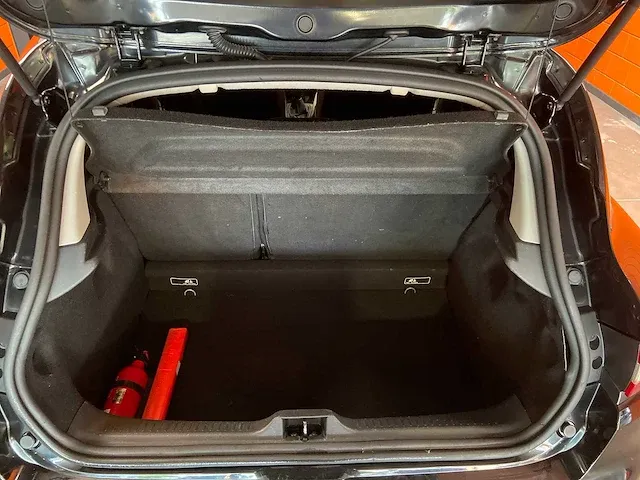 Clio - afbeelding 27 van  27