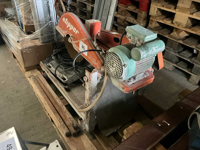 Clipper nn steenzaagmachine - afbeelding 7 van  7