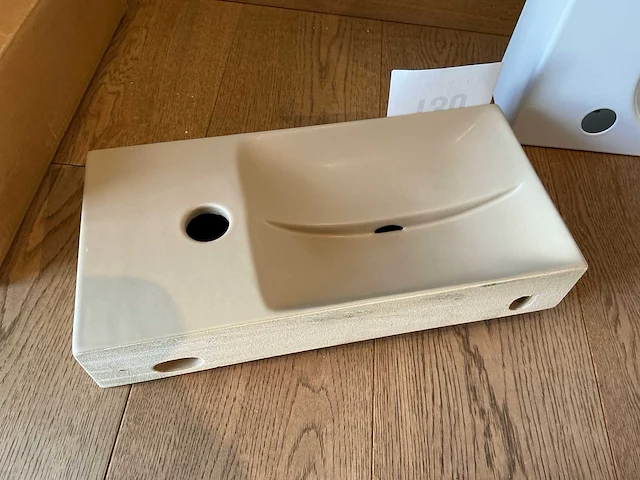 Clou veel porseleinen handenwasser - afbeelding 3 van  4