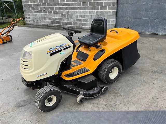 Club cadet cc 1023 rd tractor maaier - afbeelding 1 van  20