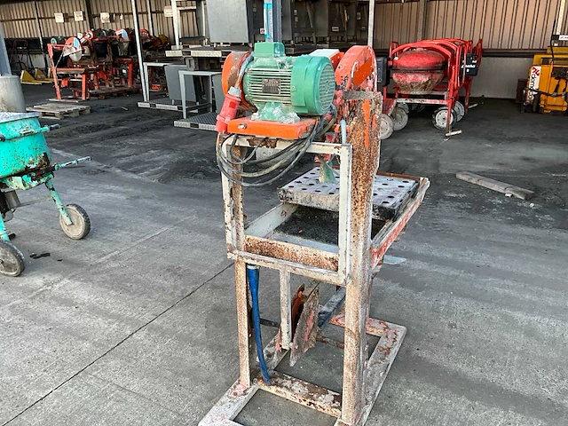 Cm 501 steenzaagmachine - afbeelding 15 van  18