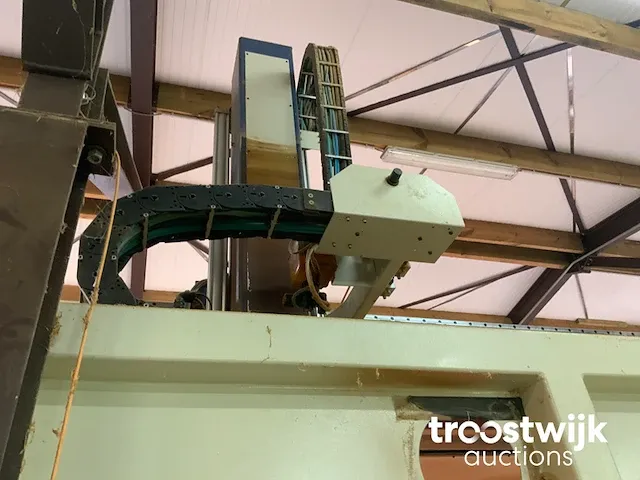 Cnc bewerkingscentra - afbeelding 8 van  27