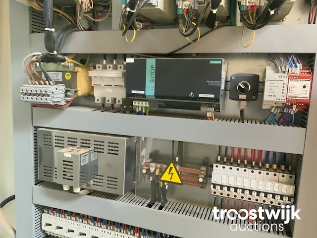 Cnc bewerkingscentra - afbeelding 14 van  27