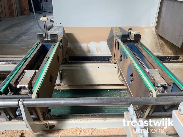 Cnc bewerkingscentra - afbeelding 25 van  27