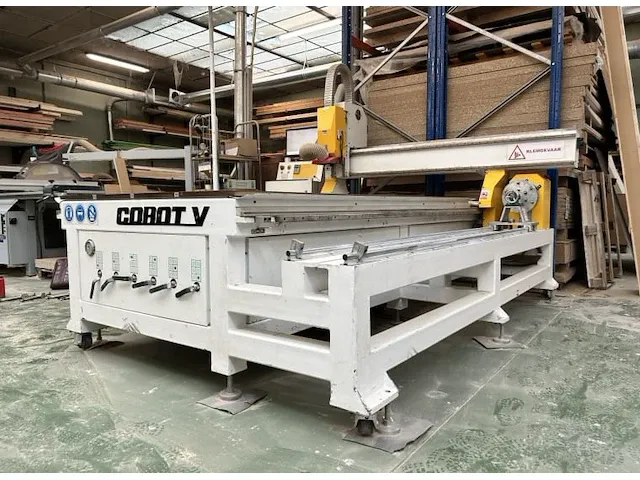 Cnc-bewerkingscentrum jinan tigertec llc tr408r - afbeelding 1 van  9