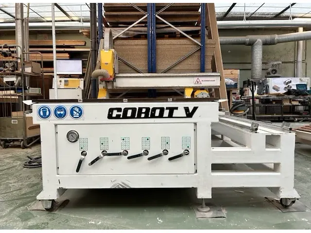 Cnc-bewerkingscentrum jinan tigertec llc tr408r - afbeelding 2 van  9