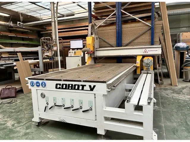 Cnc-bewerkingscentrum jinan tigertec llc tr408r - afbeelding 9 van  9