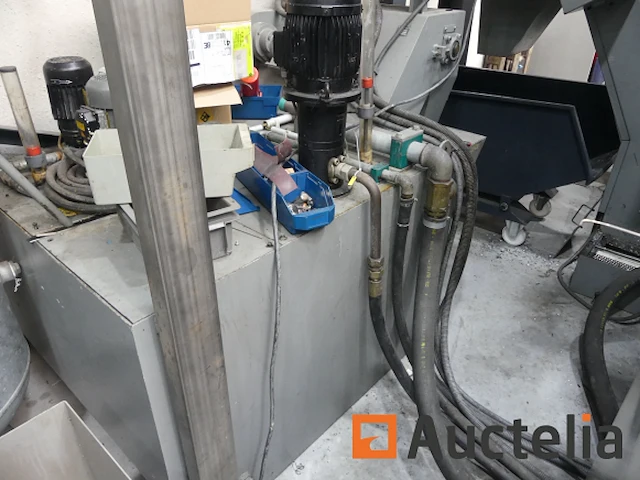 Cnc deckel maho dmu 80p gelijktijdige 5-assige freesmachine - afbeelding 4 van  34