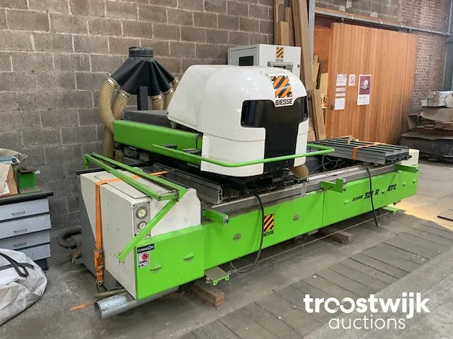 Cnc freesmachine - afbeelding 3 van  10