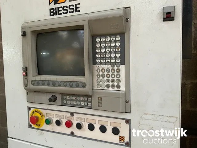 Cnc freesmachine - afbeelding 10 van  10