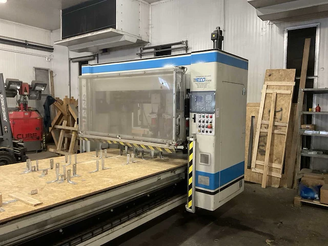 Cnc gestuurde spijkermachine voor pallets - afbeelding 4 van  10