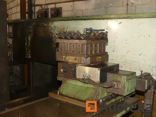 Cnc metalen draaibank tacchi hd1200 cnc - afbeelding 19 van  27