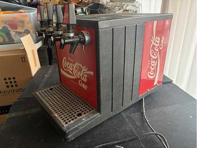 Coca cola - machine - afbeelding 2 van  6