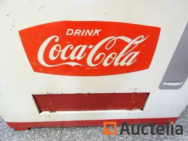 Coca-cola 50's dressoir vriezer - afbeelding 17 van  21