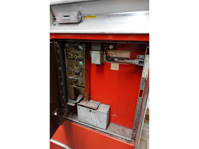 Coca-cola automaat - afbeelding 9 van  11
