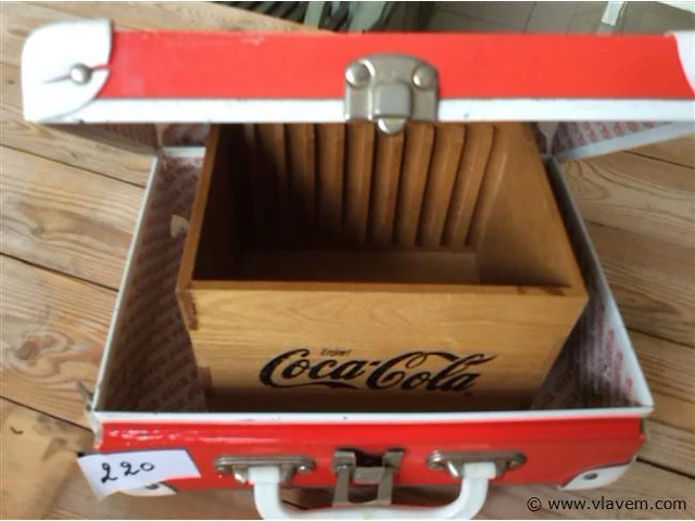 Coca cola items 2stuks - afbeelding 2 van  2