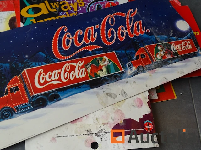 Coca-cola posters, coca-cola fles - afbeelding 10 van  31