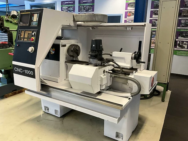 Colchester - cnc 1000 - cnc draaibank - afbeelding 13 van  13