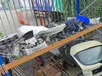 Collectie auto-onderdelen - afbeelding 2 van  19